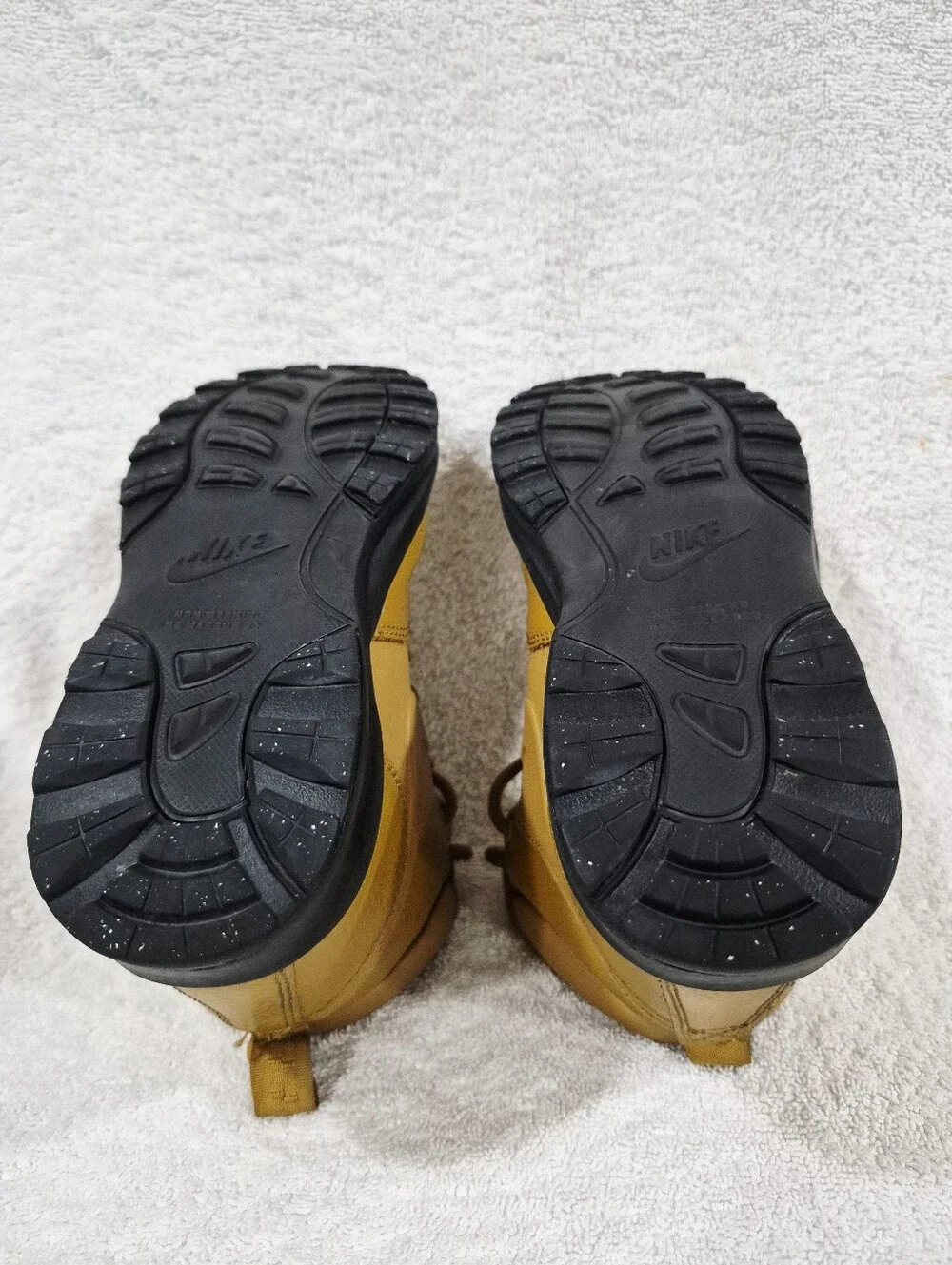 Nike Manoa LTR Boots Boys, Size 2Y, Wheat/Black, BQ5373-700